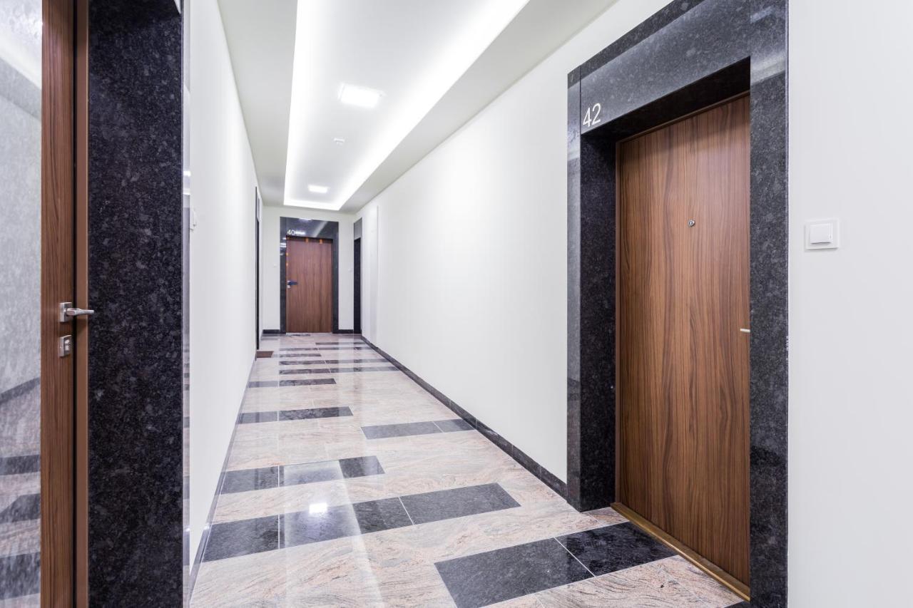Resinest Apartamenty Jurowiecka J17 Białystok Eksteriør billede